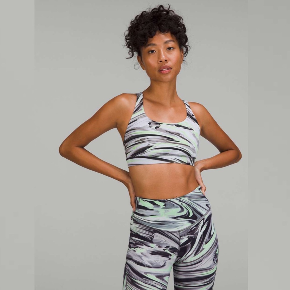 Lululemon Energy Bra in Paint Glide Warp Multi